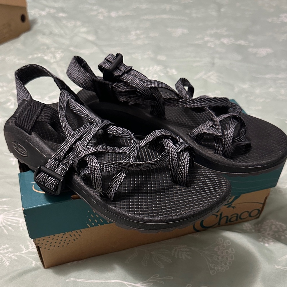 Limb Black Strappy Sandals